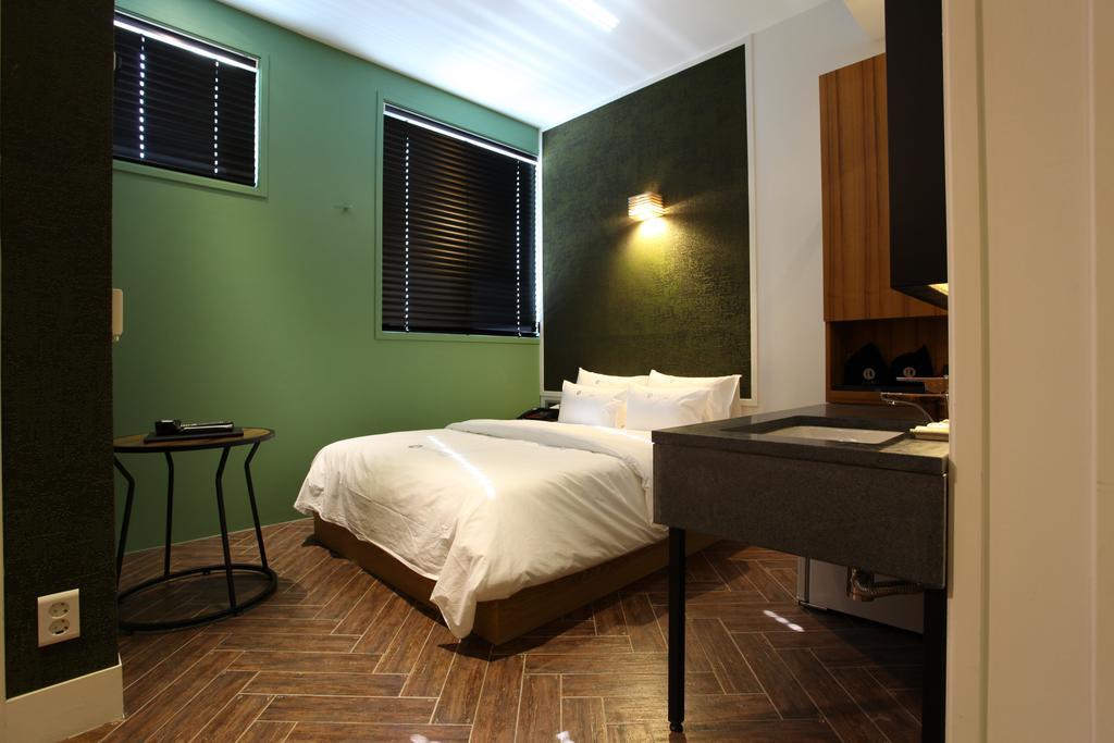 H Avenue Hotel Gangnam Yeoksam Seul Quarto foto